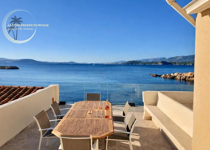 Les Oursinières - Accès à la plage - Près du Port